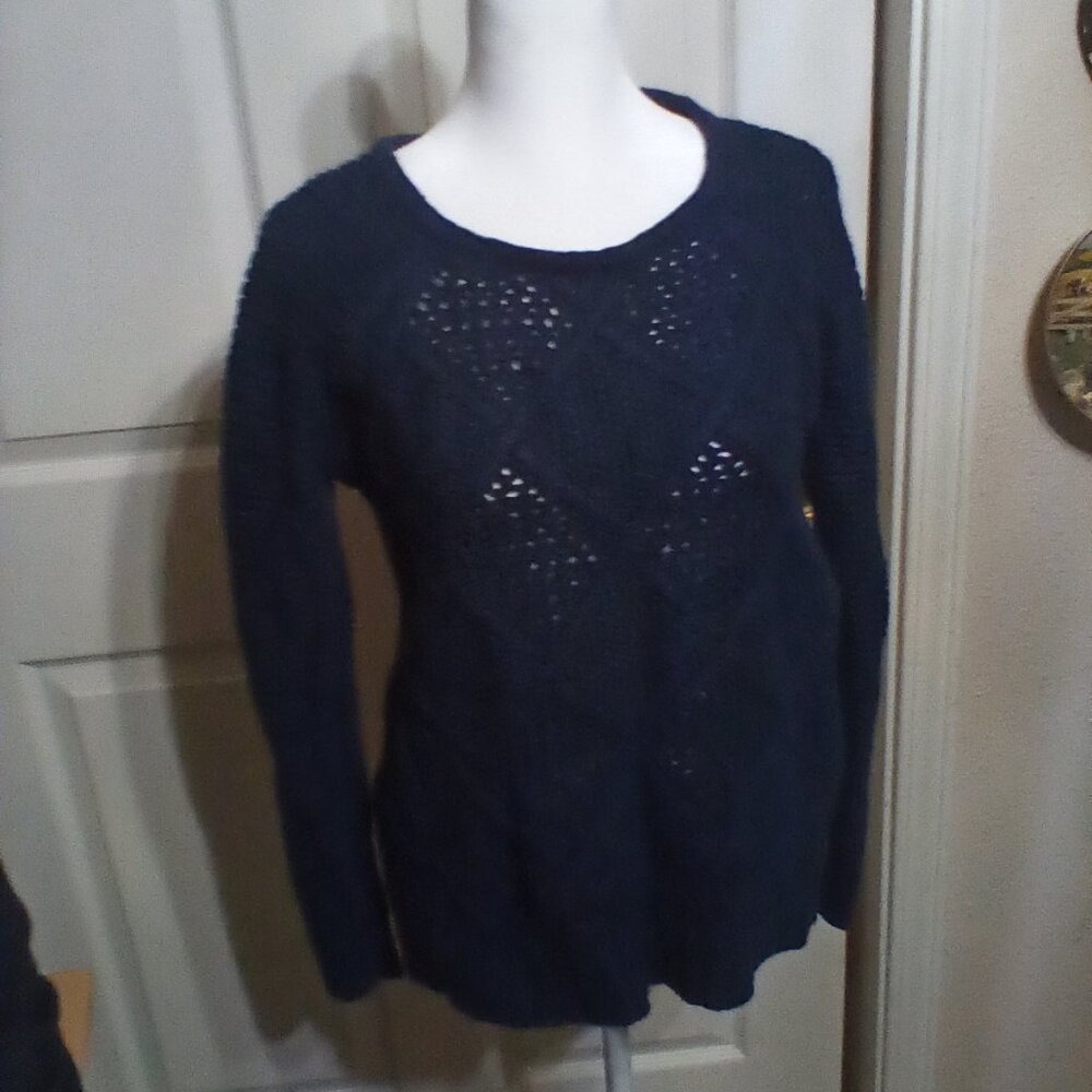 American Eagle Outfitters Sweater